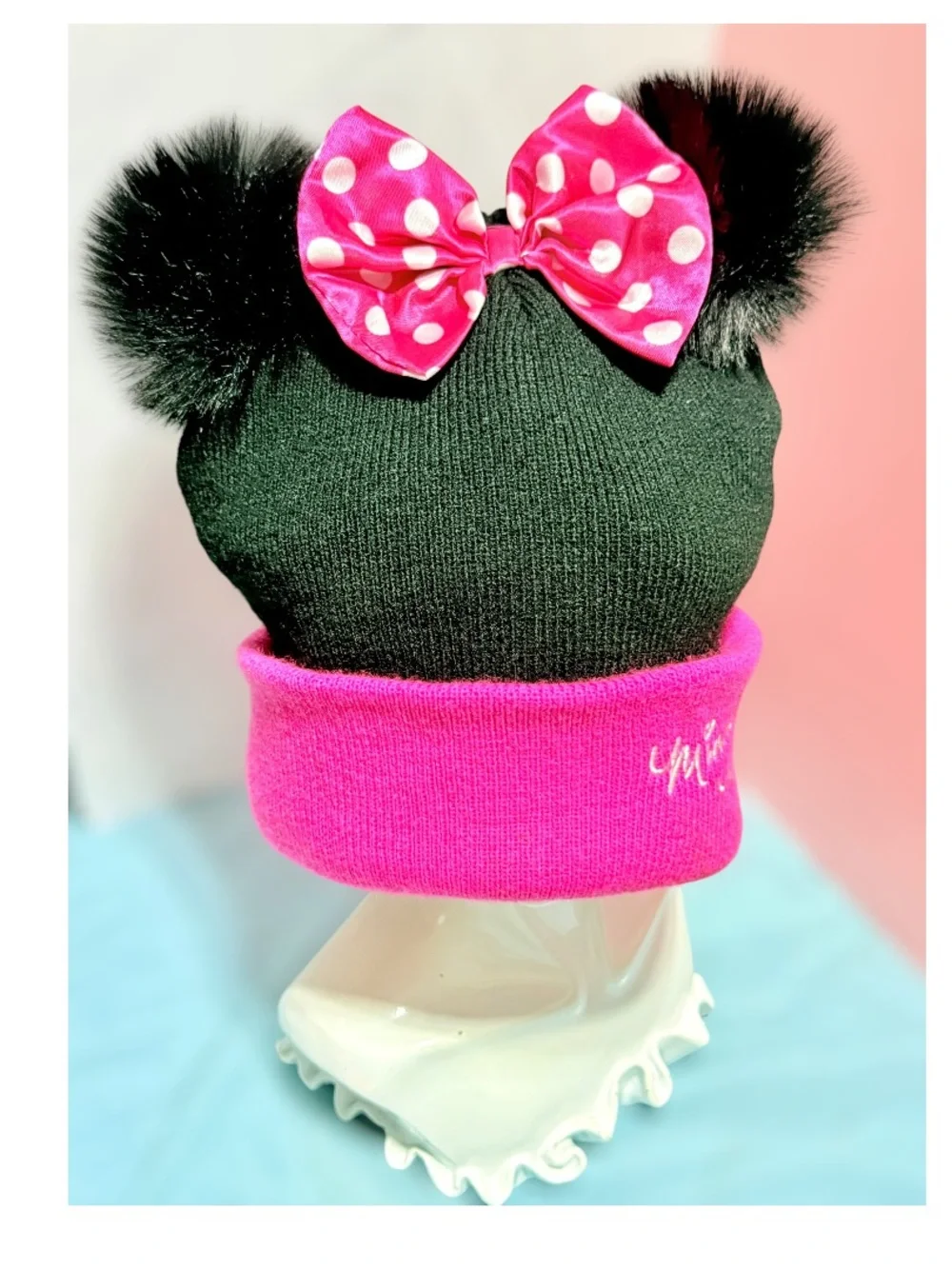 Disney BoxLunch Exclusive Minnie Mouse Beanie Hat Pom Ears Bow Girls Pink Black